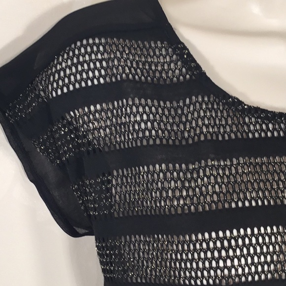 THE LIMITED SHEER TOP - Picture 2 of 8